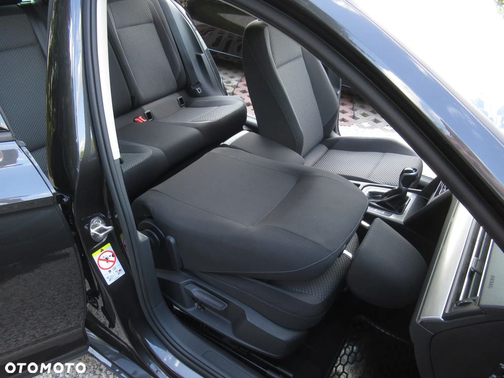 Volkswagen Passat 1.5 TSI EVO Essence - 11