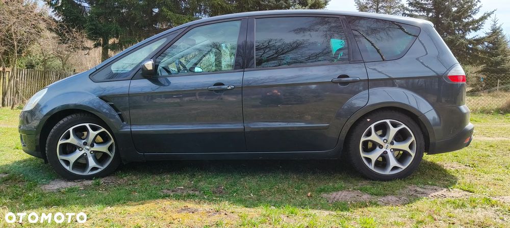 Ford S-Max 2.5 Titanium - 1