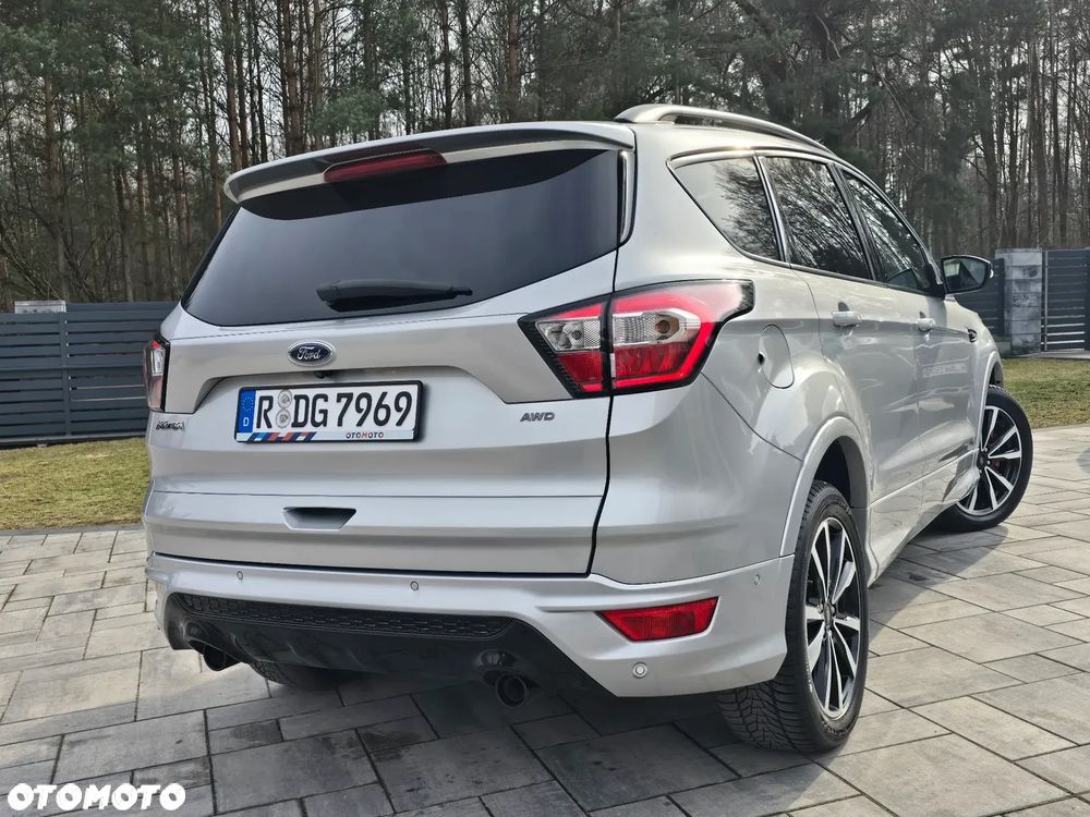 Ford Kuga 2.0 TDCi 4x4 ST-Line - 14