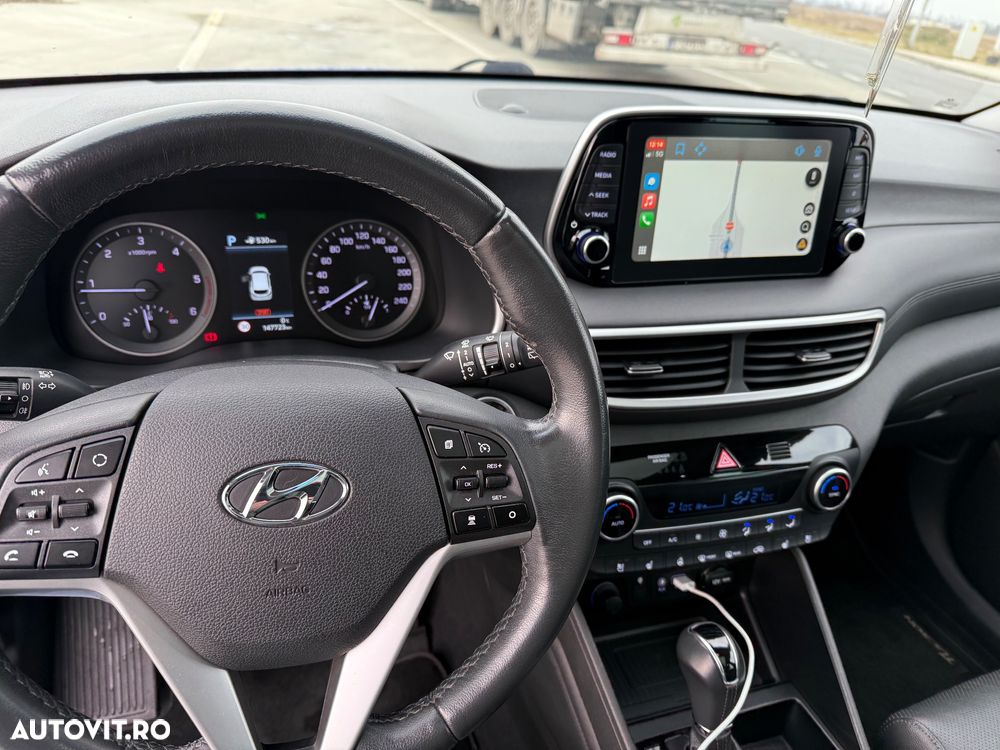 Hyundai Tucson 2.0 CRDI 4WD 8AT Luxury - 8
