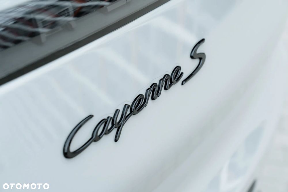 Porsche Cayenne S - 3