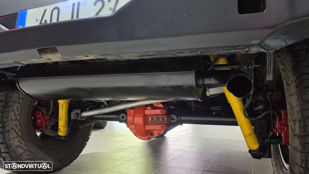 Jeep Wrangler 2.8 CRD ATX Sport - 23