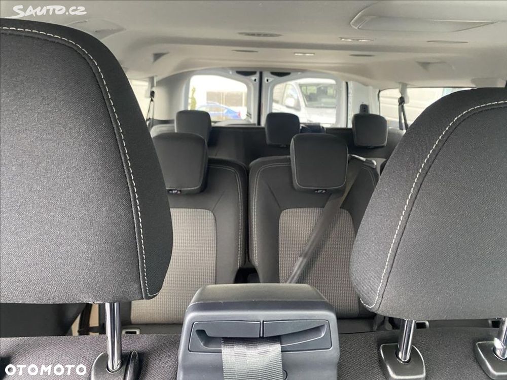 Volkswagen Transporter Kombi L2H1 M1 - 14