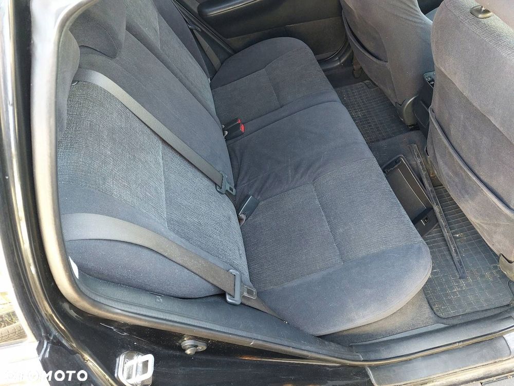 FOTELE KOMPLET LEWY PRAWY KANAPA TYŁ + BOCZKI TOYOTA COROLLA E12 - 8