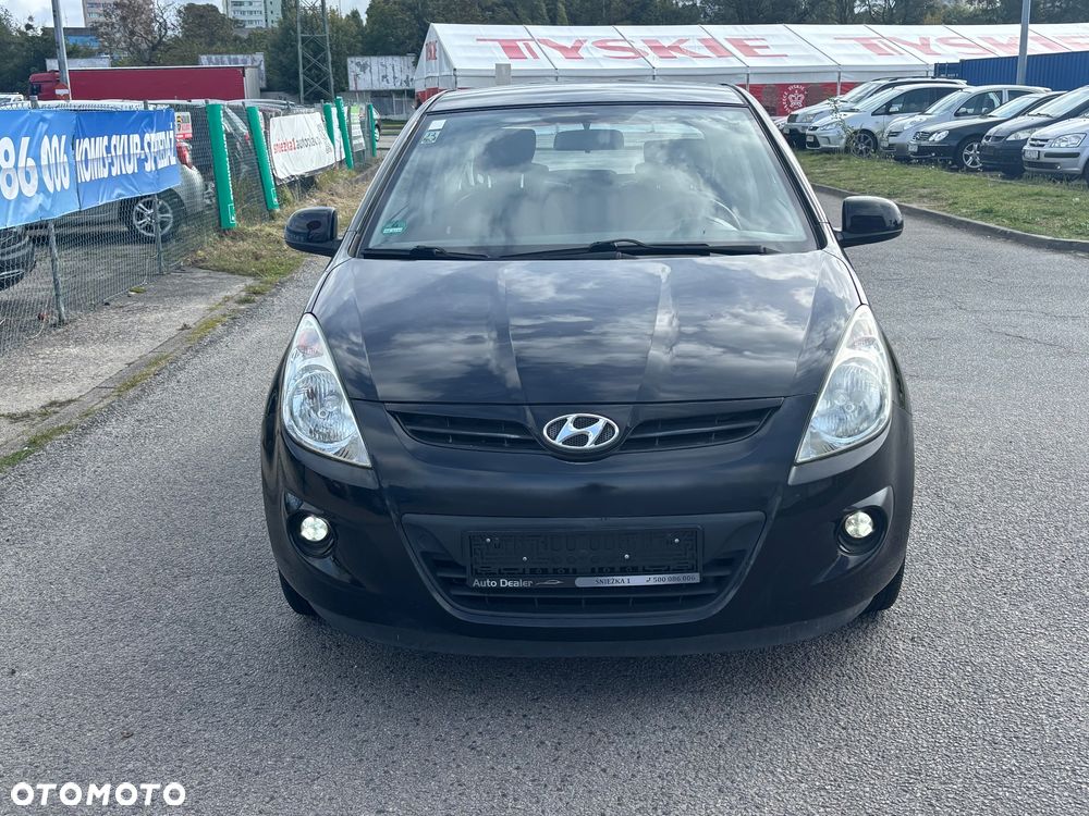 Hyundai i20 1.2 Classic + - 9