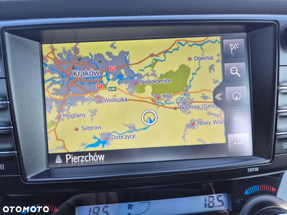 Toyota RAV4 Hybrid Premium 4x2 - 23