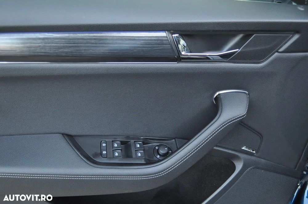 Skoda Superb 2.0 TSI DSG Style - 19