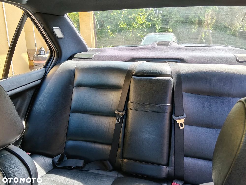 BMW Seria 3 - 16