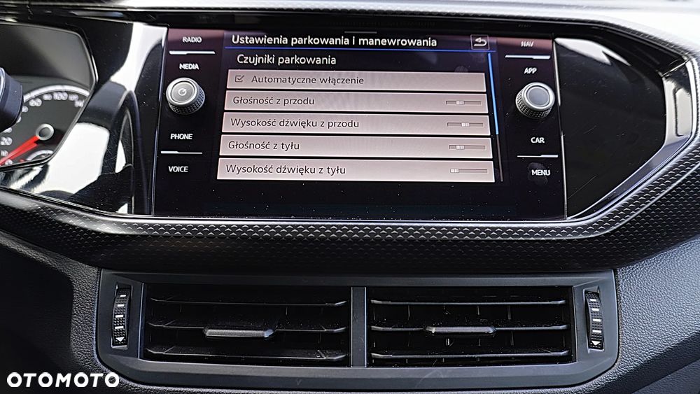 Volkswagen T-Cross 1.0 TSI Life DSG - 24