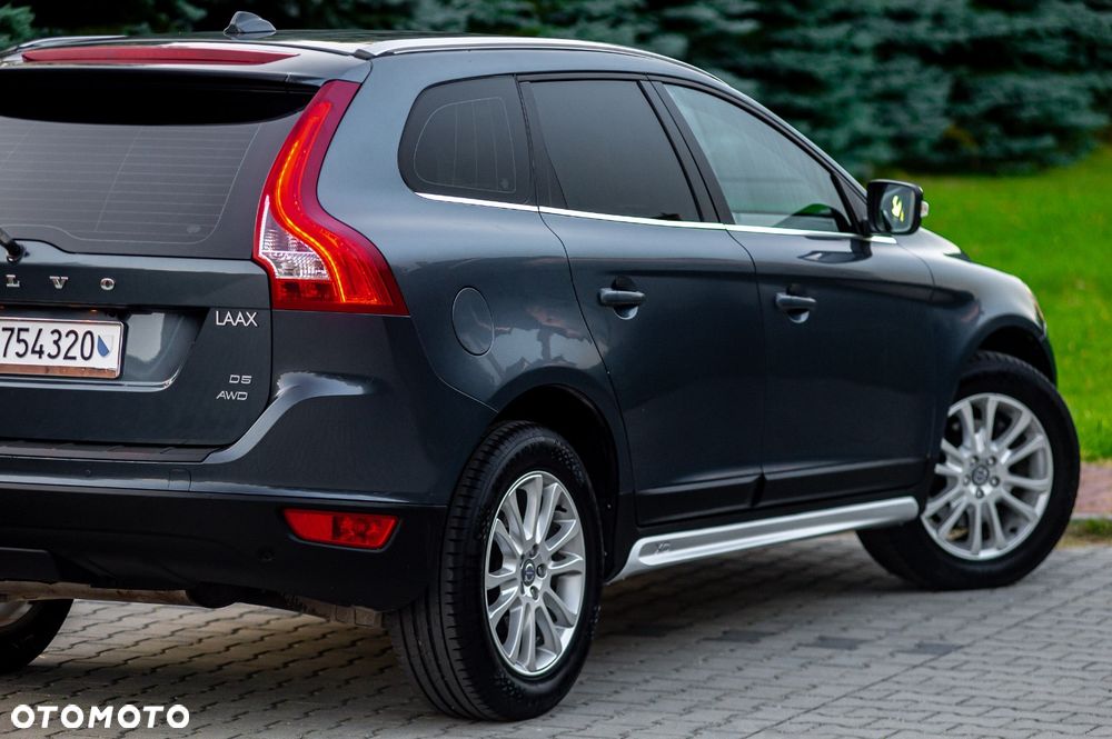 Volvo XC 60 D5 AWD Momentum - 12