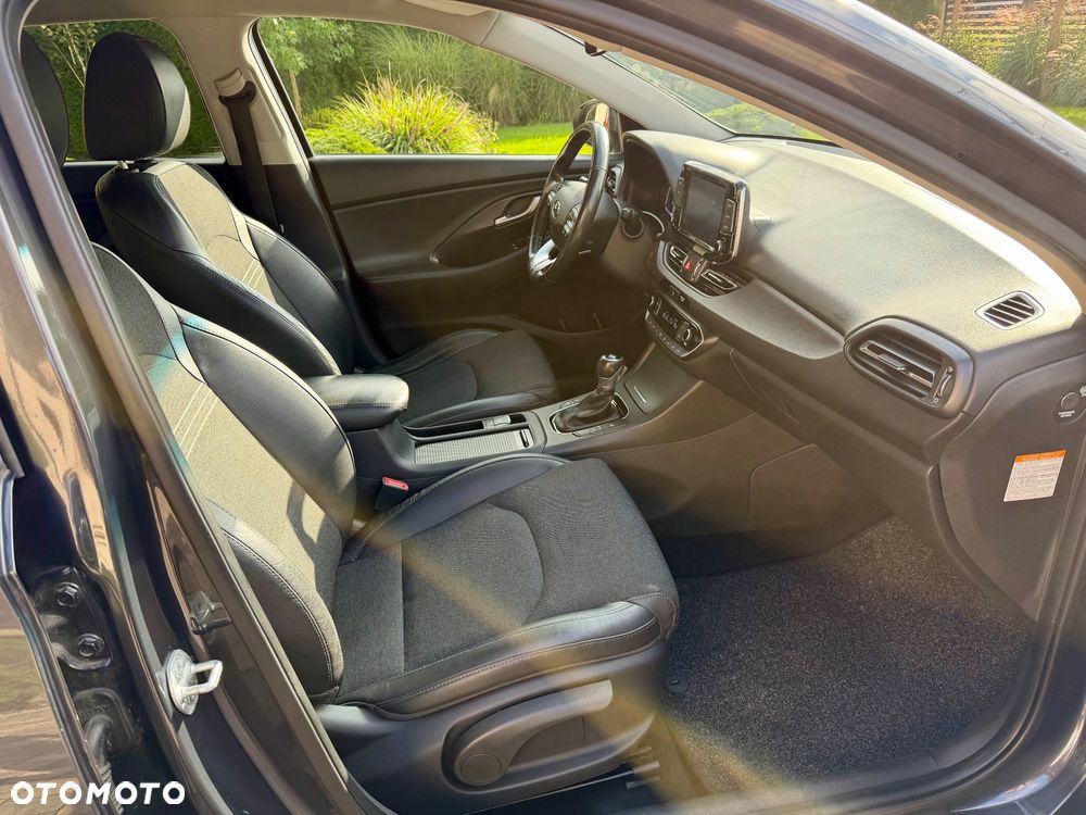 Hyundai i30 1.5 T-GDI 48V-Hybrid DCT Prime - 24