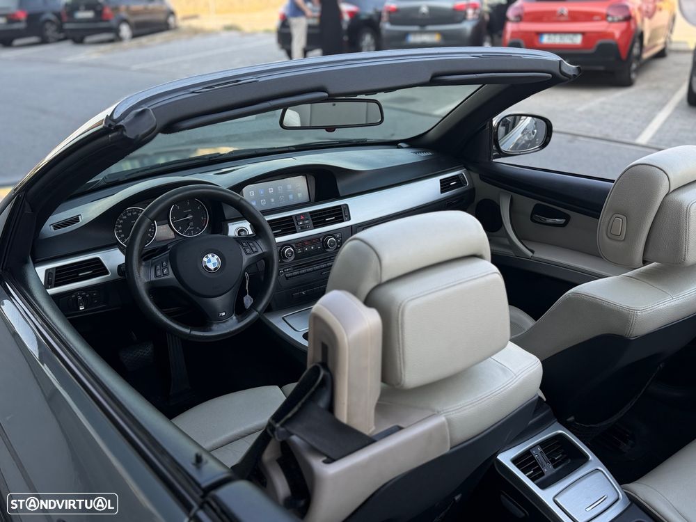 BMW 320 d Cabrio Exclusive Auto - 23