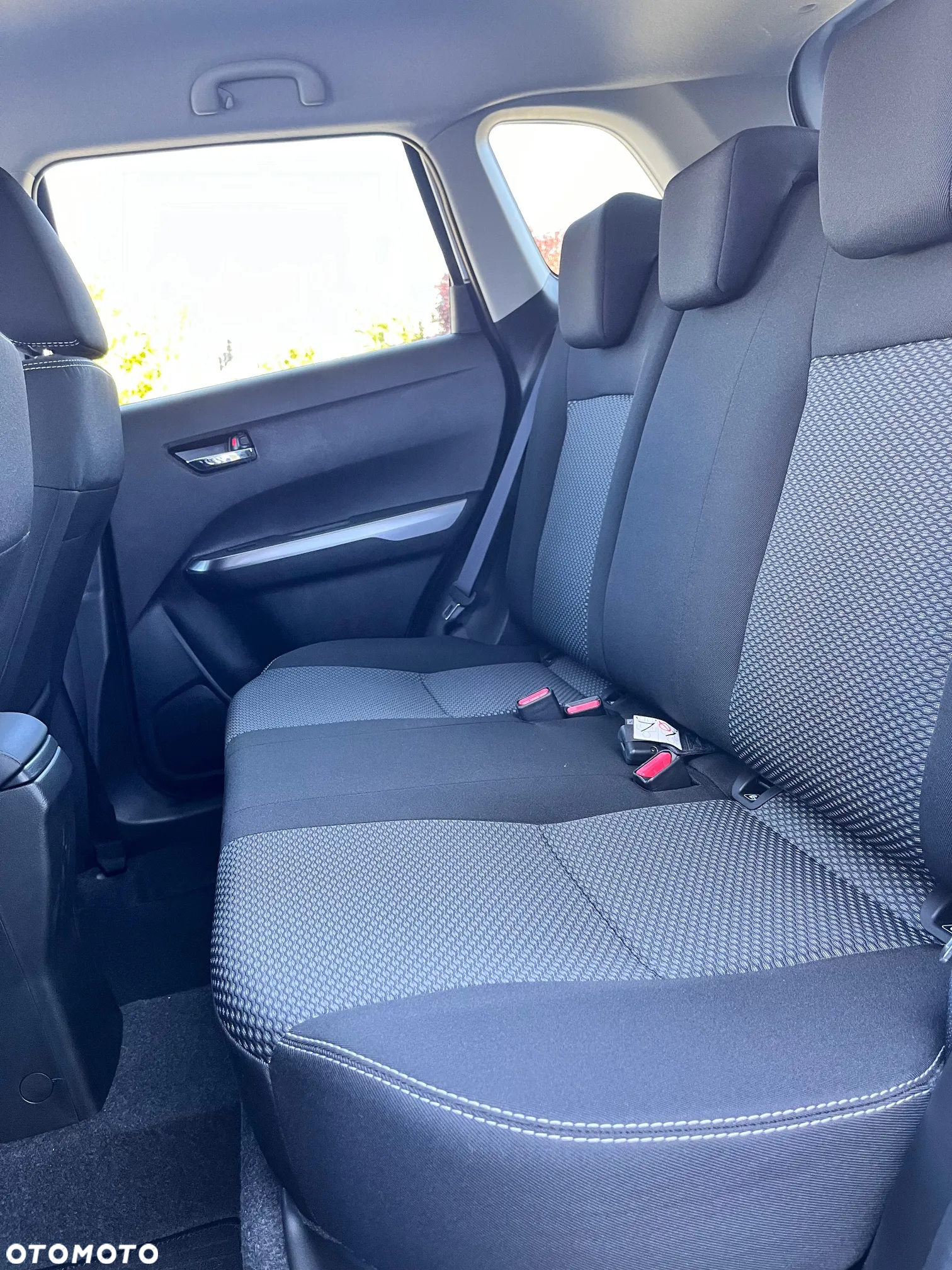 Suzuki Vitara 1.4 Boosterjet mHEV Premium Plus 2WD - 19
