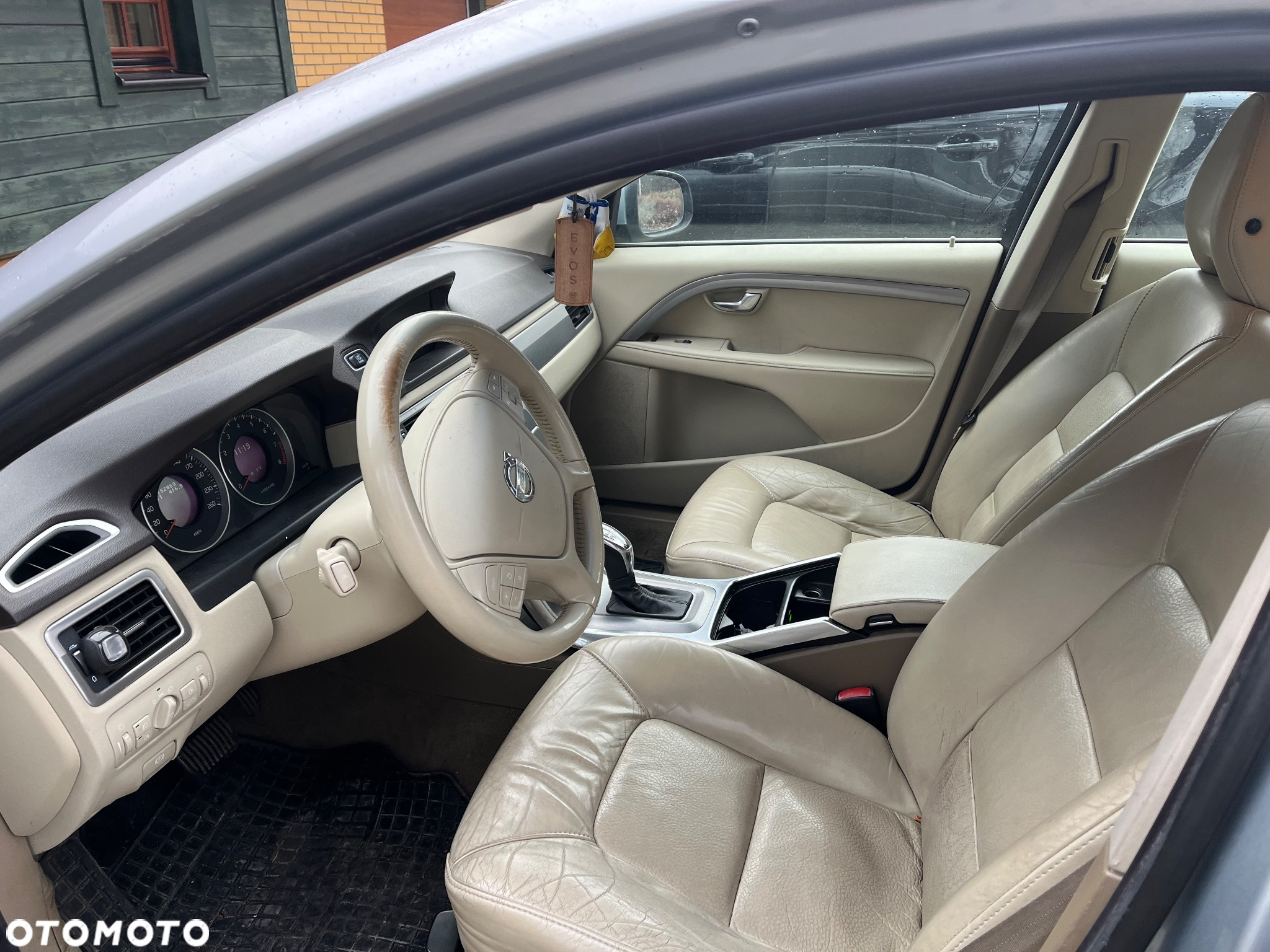Volvo V70 - 8