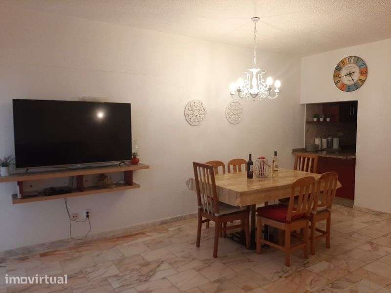 Vende se T1 mobilado, a 400 metros Praia Falésia Alfamar, Albufeira - Grande imagem: 4/7