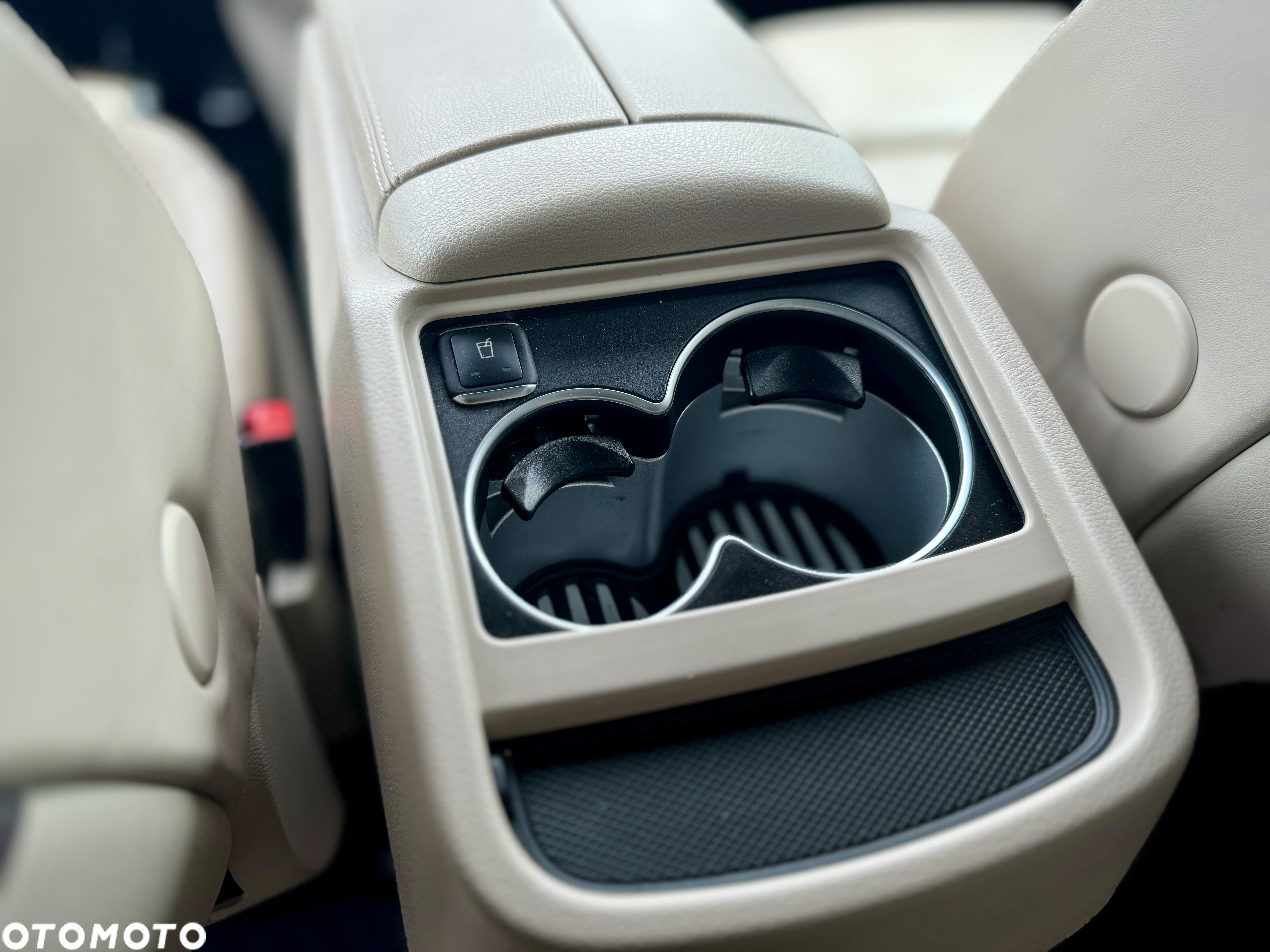 Mercedes-Benz Klasa V 300 d Exclusive 9G-Tronic (d³ugi) - 25