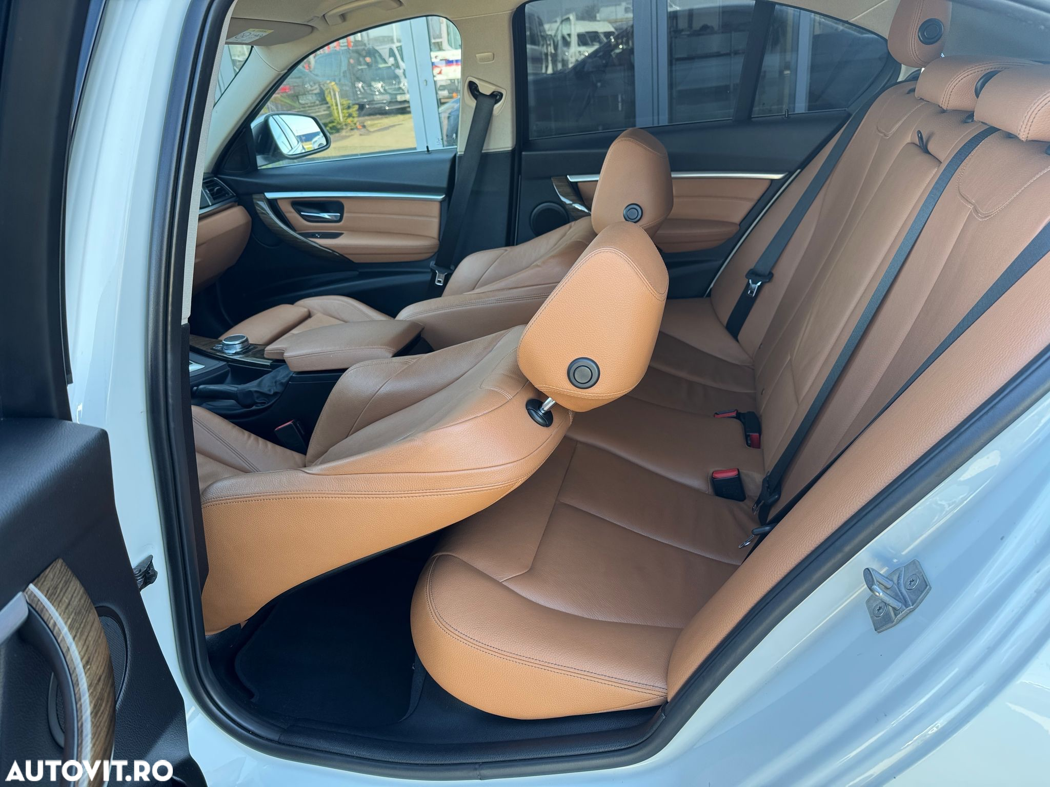 BMW Seria 3 318i Aut. Edition Luxury Line Purity - 15