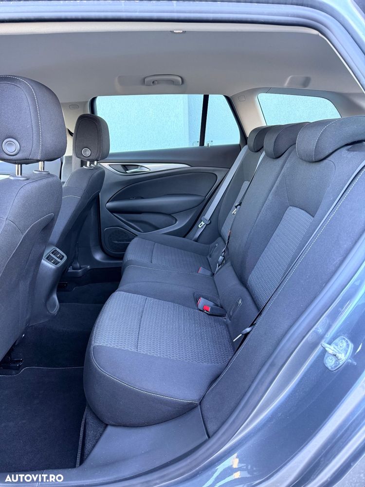 Opel Insignia ver-sports-tourer-1-5-diesel - 16