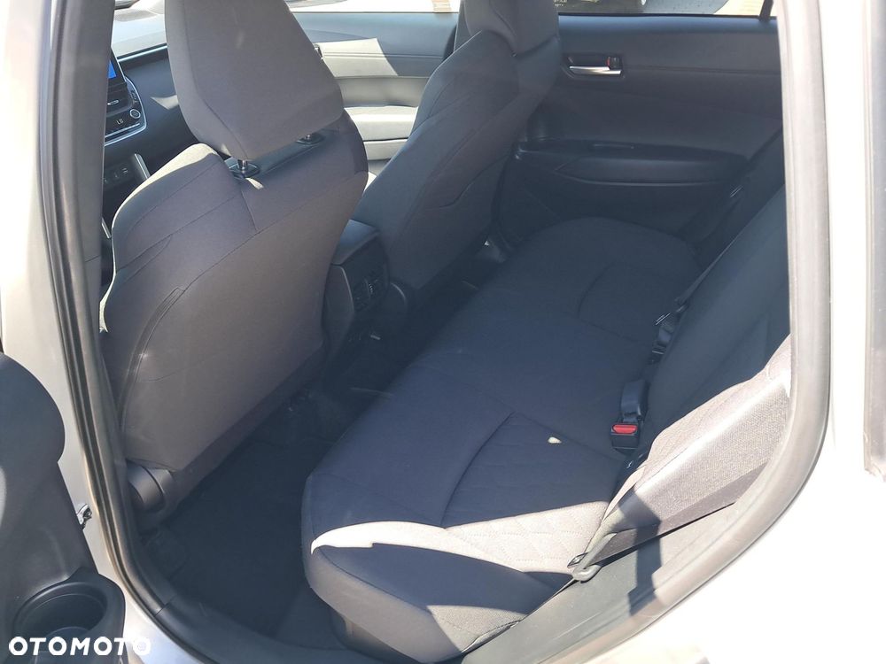 Toyota Corolla Cross - 10