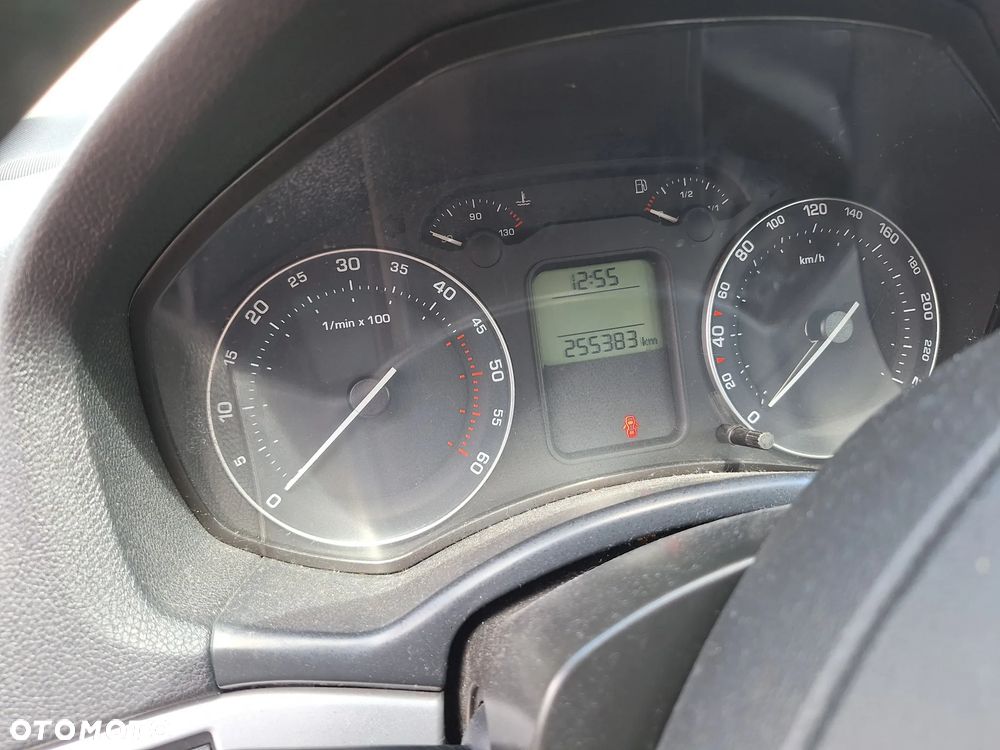 Skoda Octavia 1.9 TDI Ambiente - 9