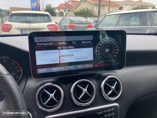 Mercedes-Benz A 180 CDI (BlueEFFICIENCY) Urban - 2