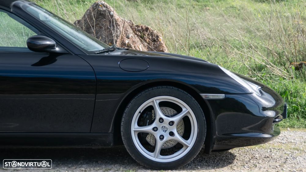 Porsche 911 (996) Carrera Cabrio - 4
