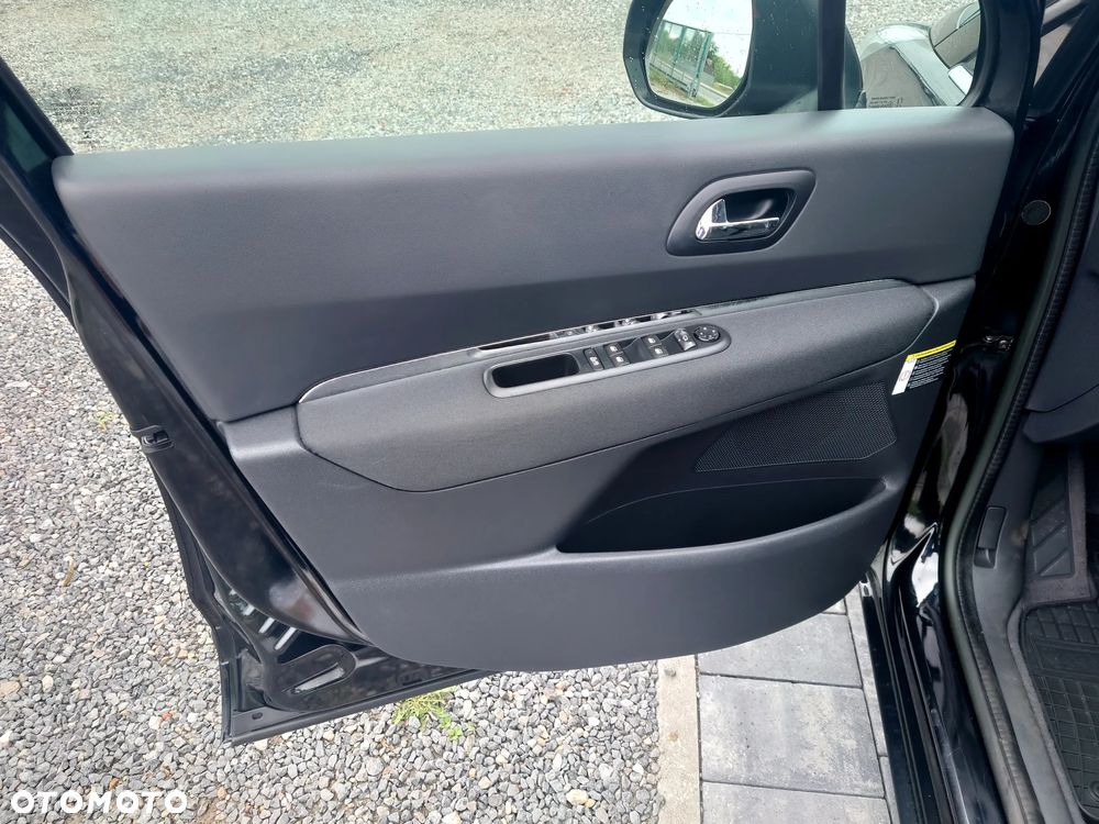 Peugeot 5008 HDI 115 Business-Line - 9
