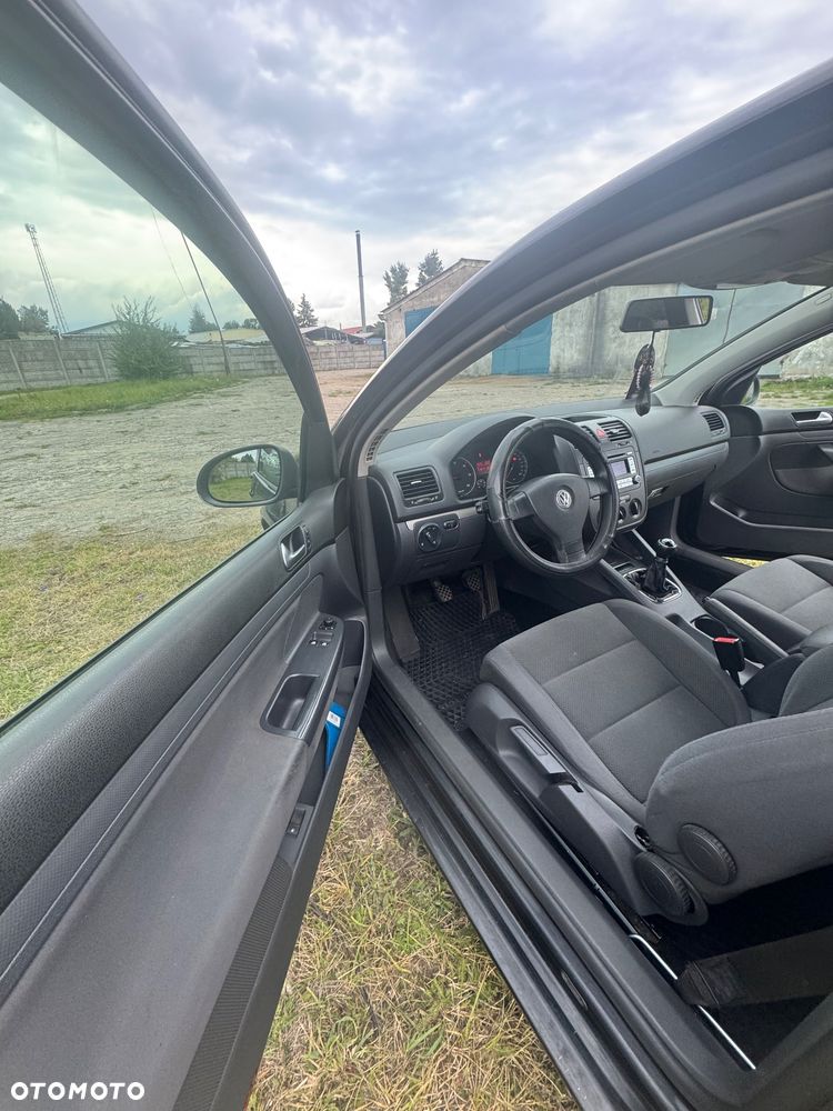 Volkswagen Golf 1.9 TDI DPF Trendline - 8