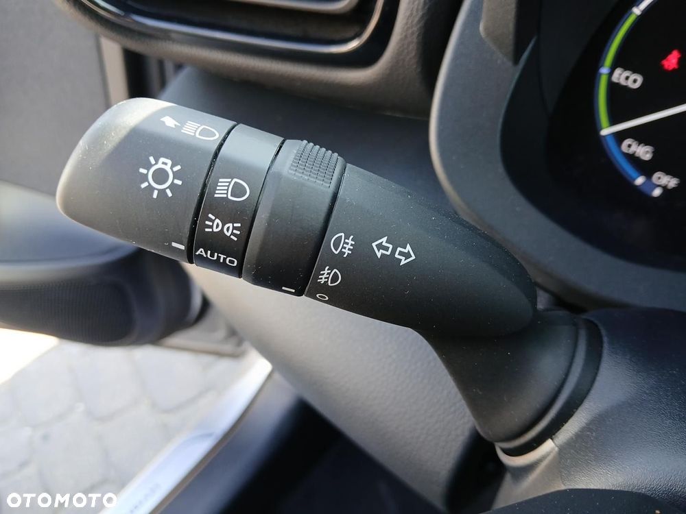 Toyota Yaris Cross Hybrid 1.5 Comfort - 23
