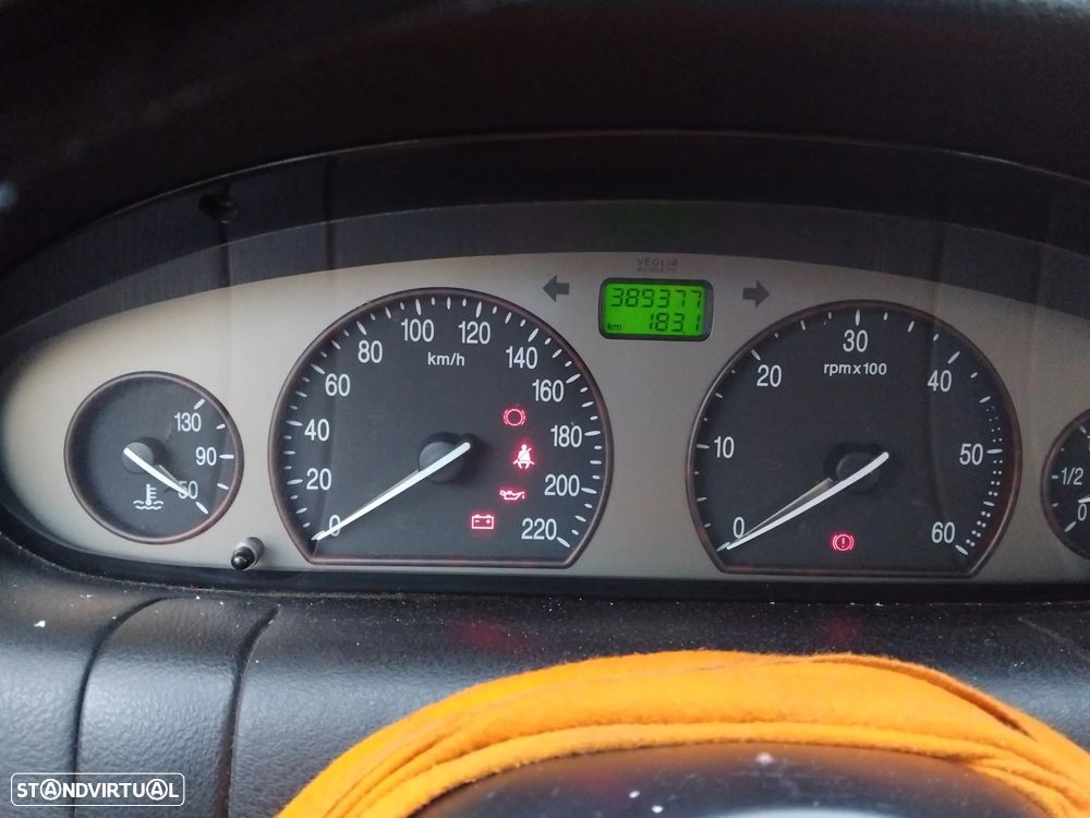 Lancia Lybra SW 1.9 JTD Intensa - 3