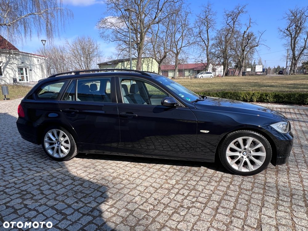 BMW Seria 3 318i Edition Exclusive - 7