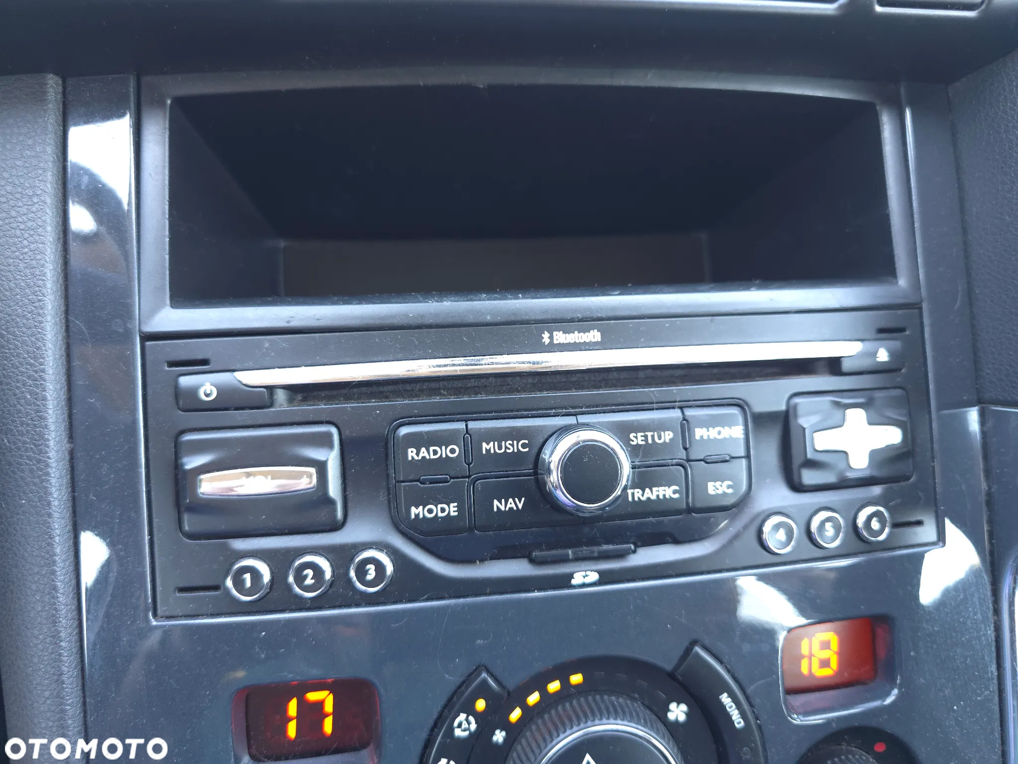 Peugeot 3008 HDi FAP 150 Premium - 26