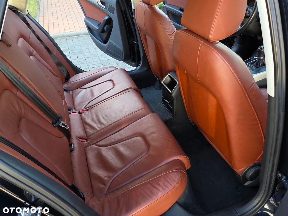 Audi A4 Avant 2.0 TFSI Ambiente - 24