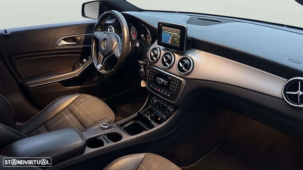 Mercedes-Benz CLA 180 d 7G-DCT Urban - 15