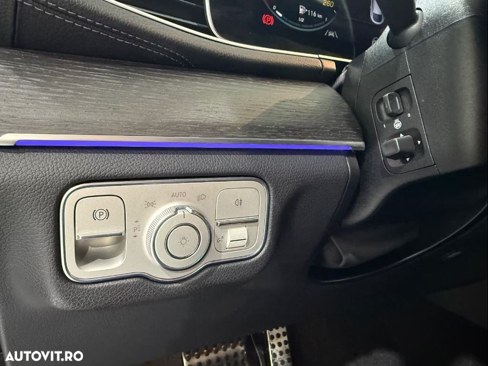 Mercedes-Benz GLE 350 d 4MATIC - 32