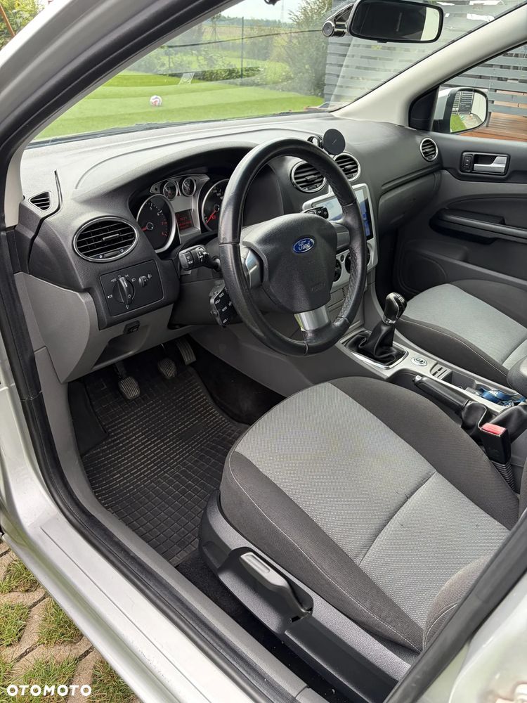 Ford Focus - 16