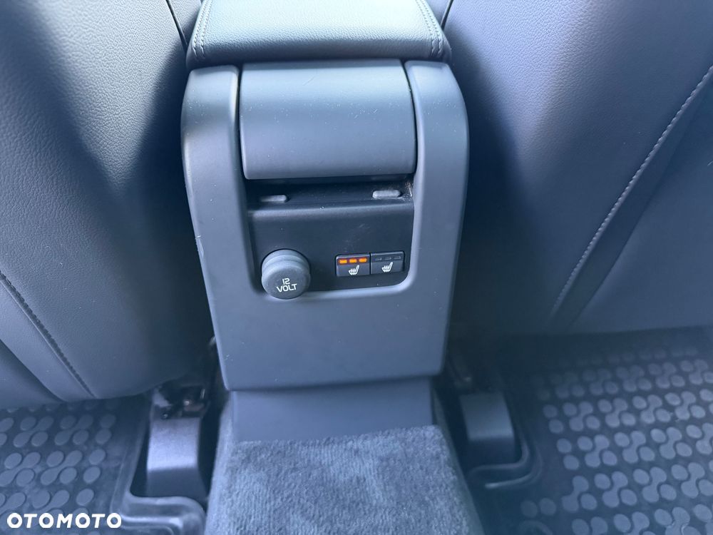 Volvo XC 60 T6 AWD Momentum - 18