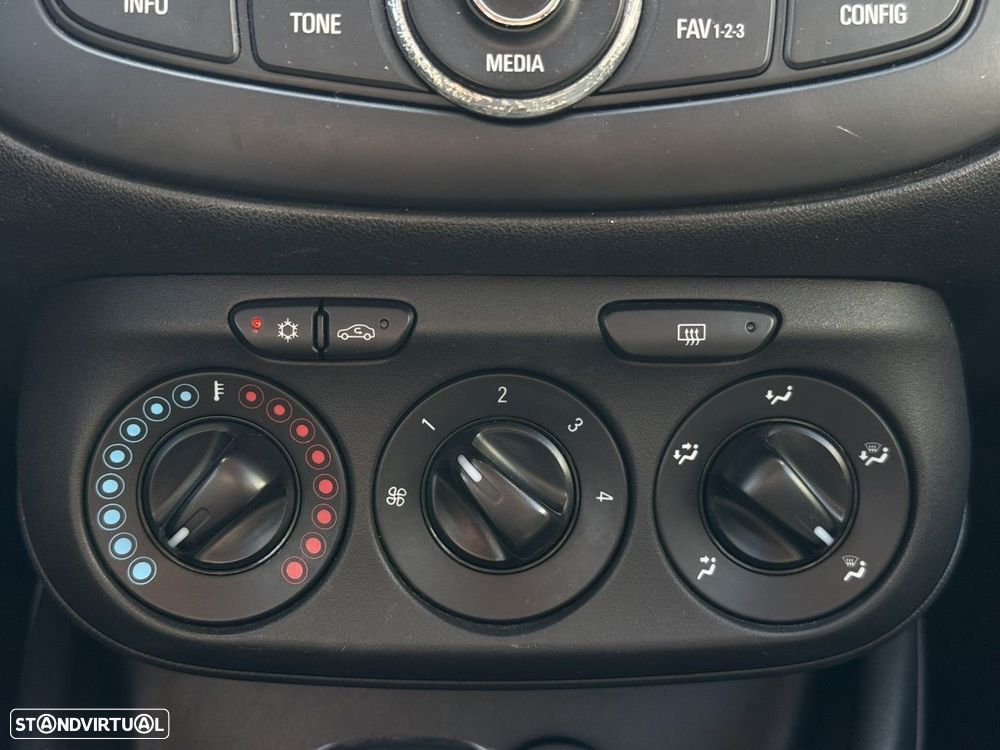 Opel Corsa 1.4 Enjoy Easytronic - 11