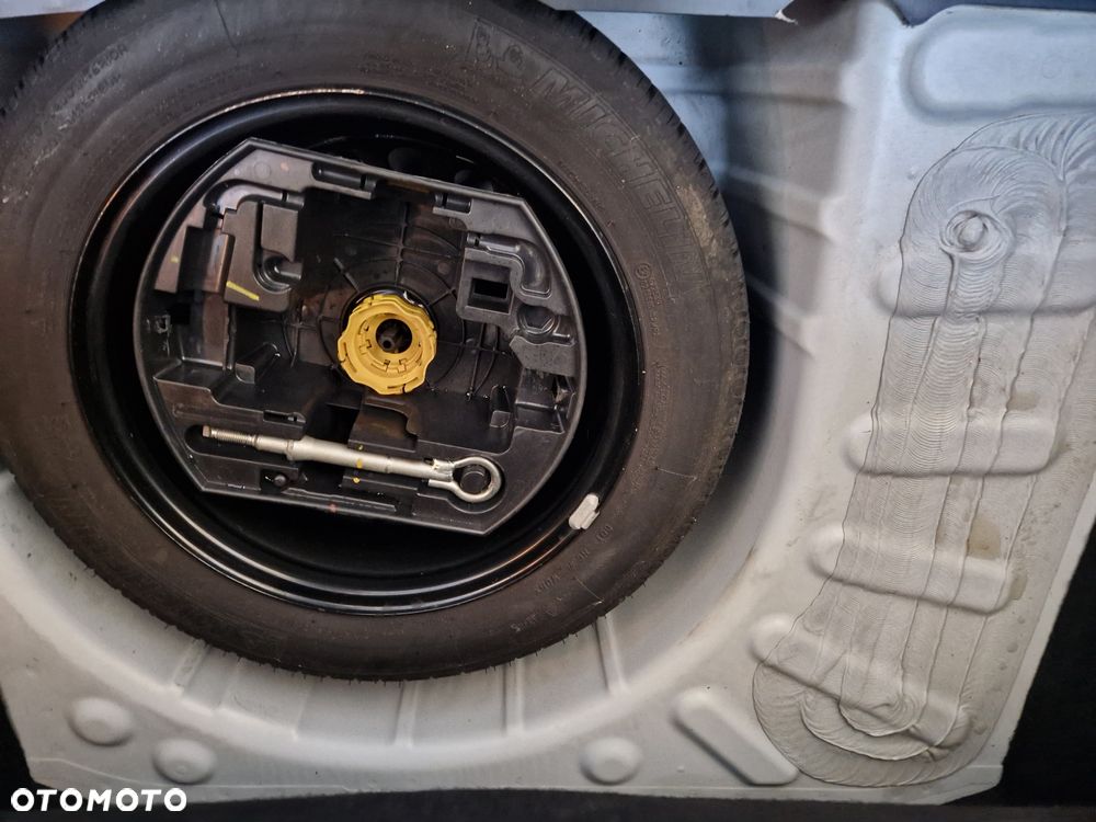 Citroën C4 1.6 HDi Feel - 24