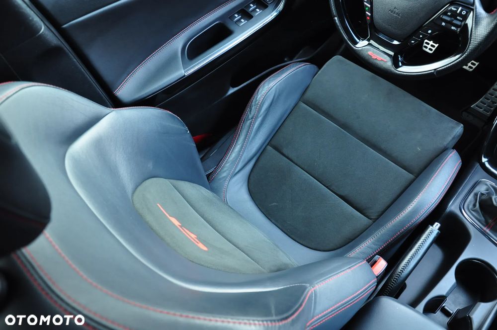 Kia Ceed 1.6 T-GDI GT-Challenge - 23