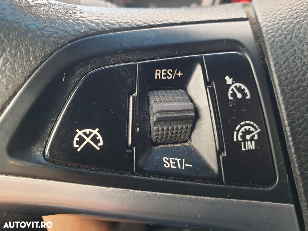 Opel Astra 1.6 CDTI Start/Stop Cosmo - 28