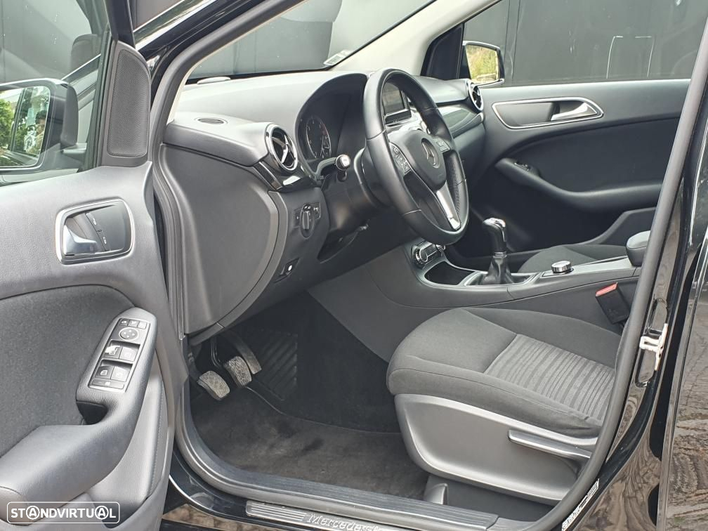 Mercedes-Benz B 180 CDi BlueEfficiency - 17