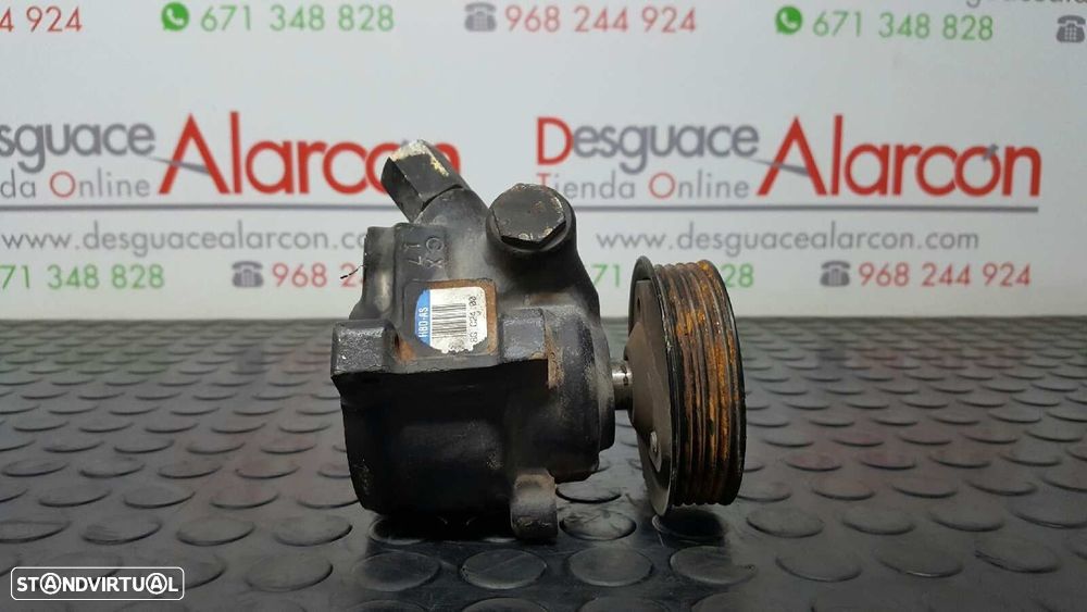 BOMBA DIREÇÃO FORD FIESTA BERLINA (DX) 1.8 DIESEL CAT - 1