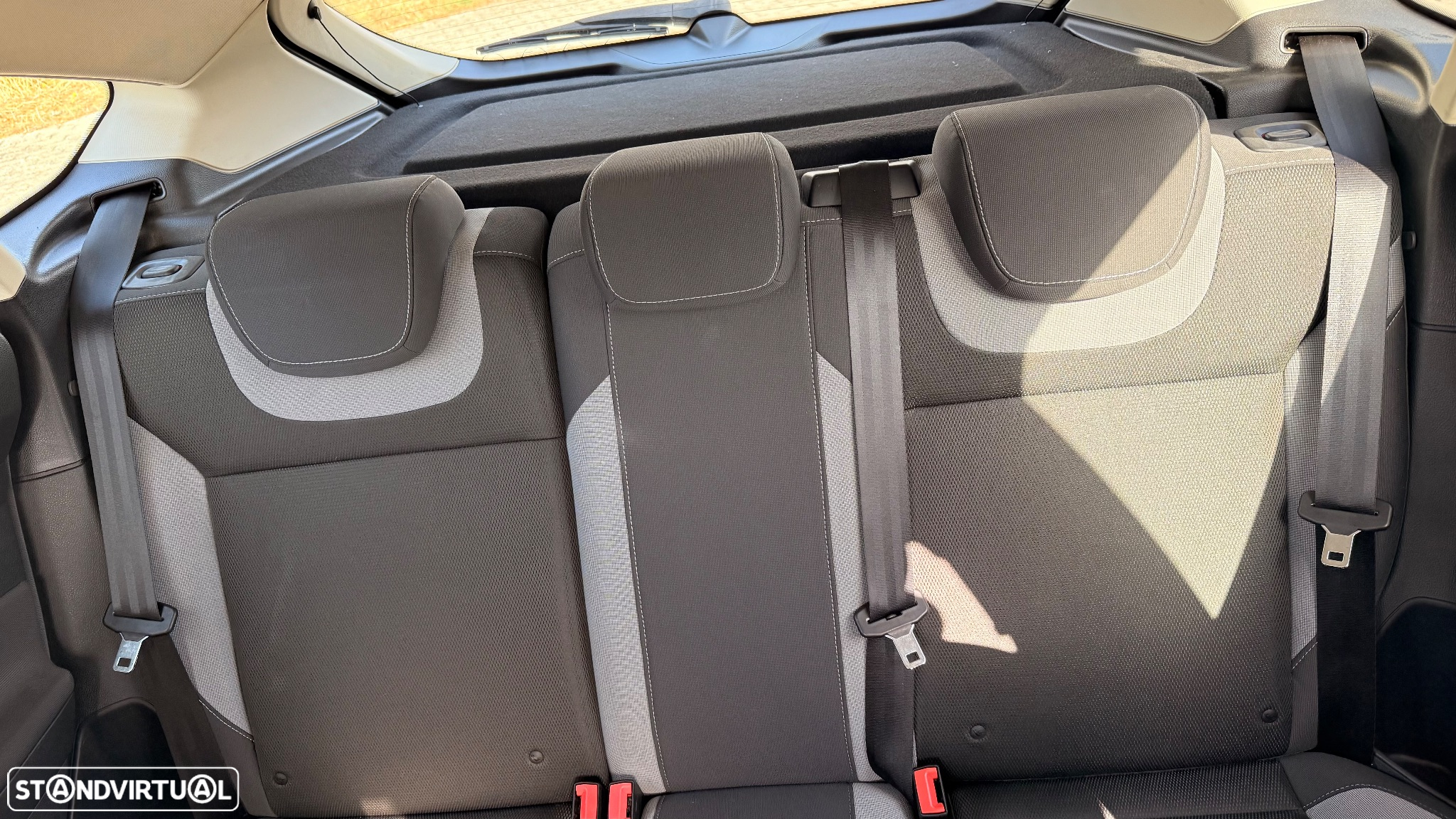 Ford Focus 1.0 SCTi Trend - 11