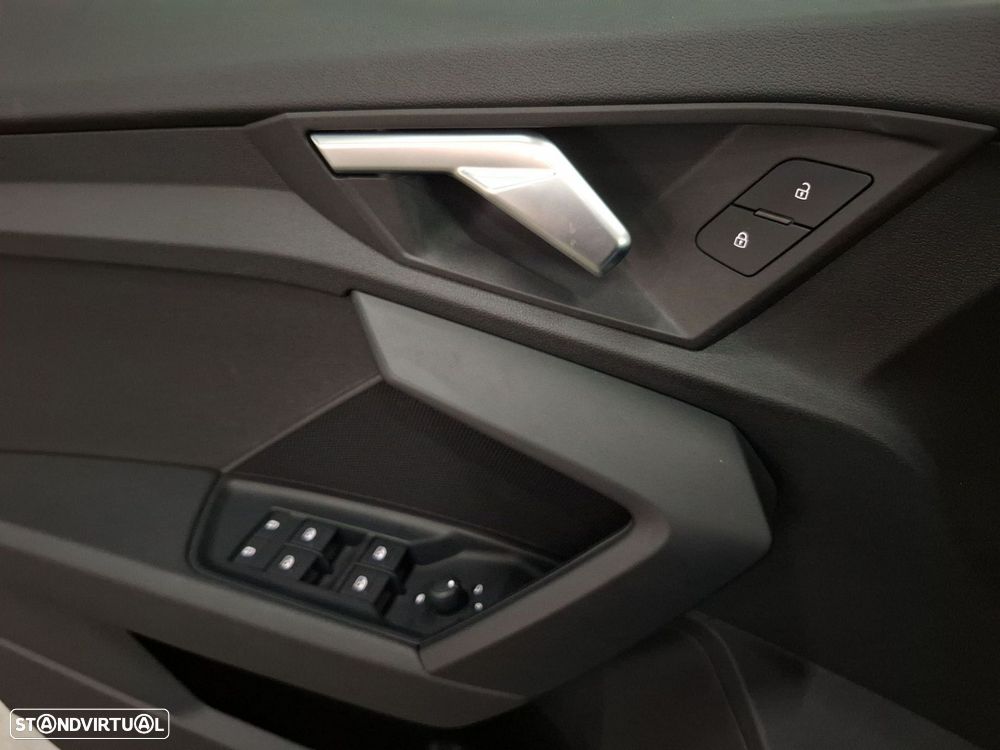 Audi A3 Limousine 30 TFSI S line S tronic - 20