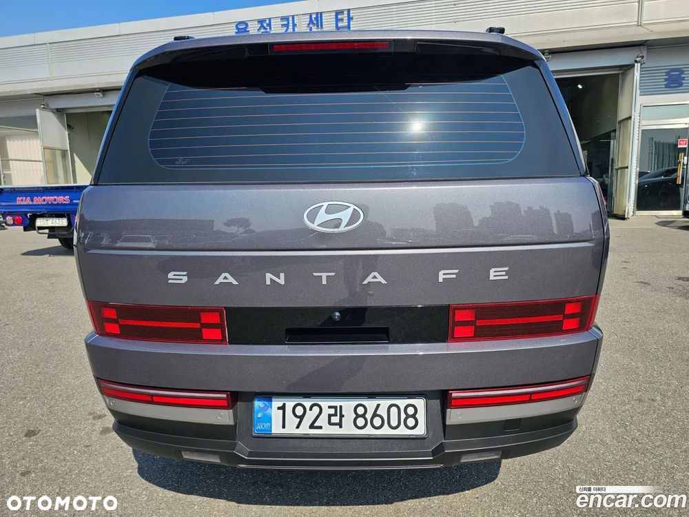 Hyundai Santa Fe - 6