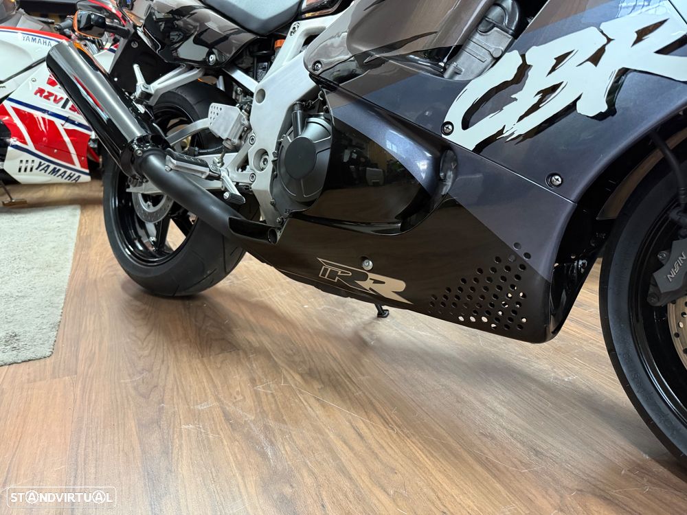 Honda CBR 900 RR - 5