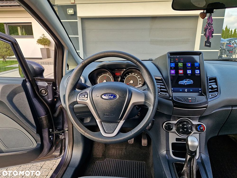 Ford Fiesta 1.25 Champions Edition - 11