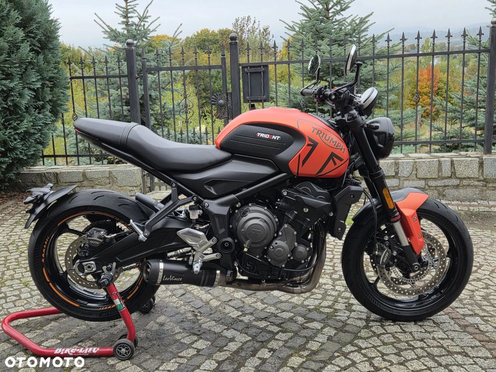 Triumph Trident - 3