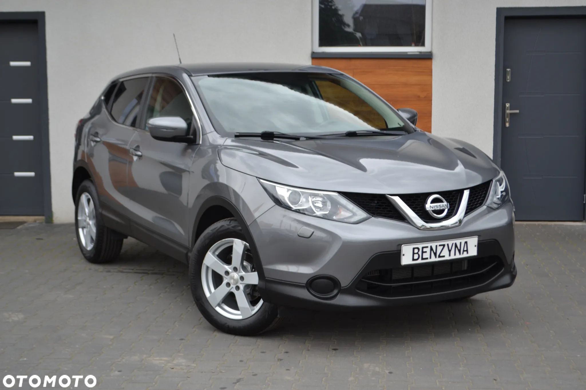 Nissan Qashqai - 1